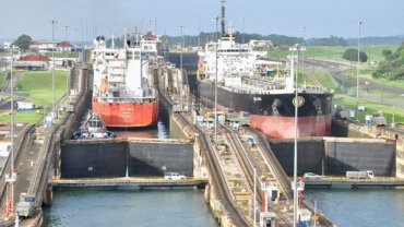 Panama Canal Facts - Locks2