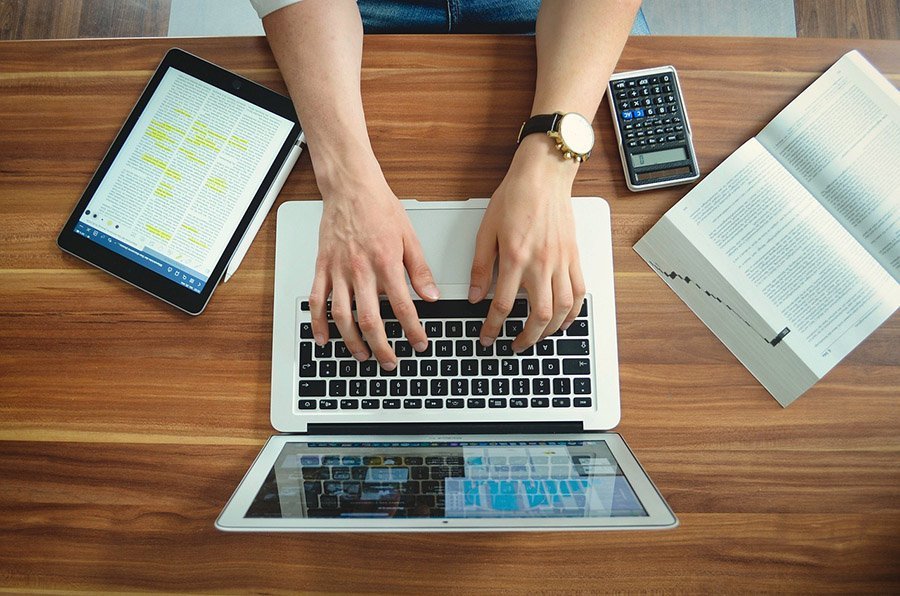 Student with laptop
